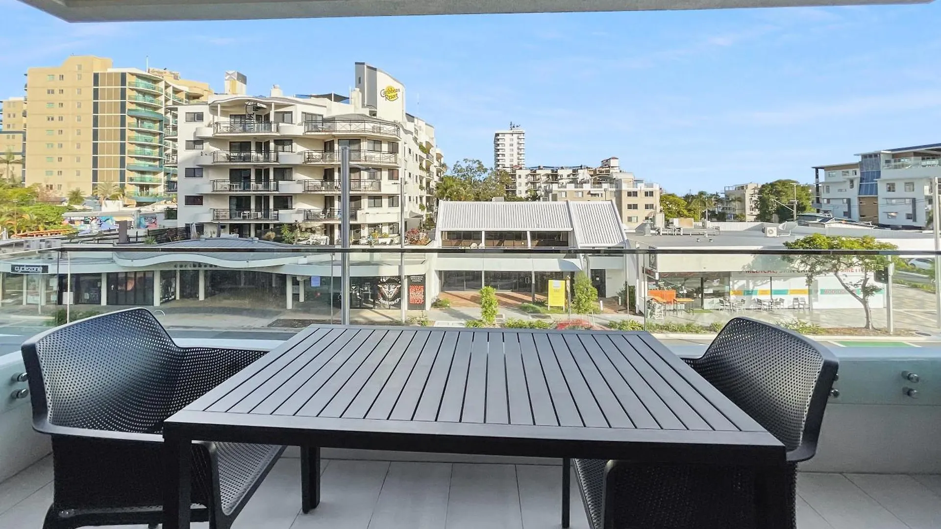 The Block Mooloolaba 아파트