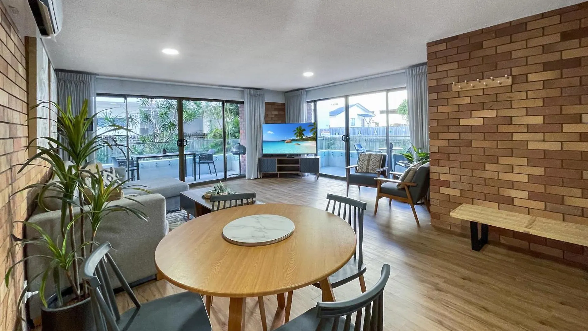 The Block Mooloolaba 아파트